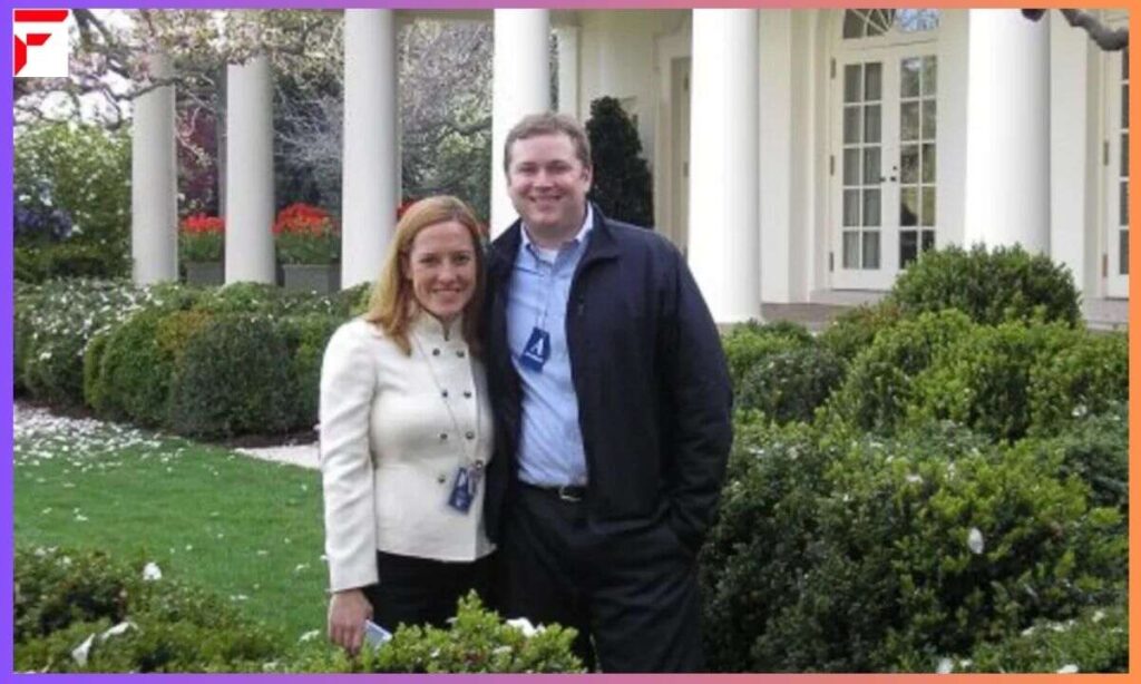 Gregory Mecher married Psaki in 2010